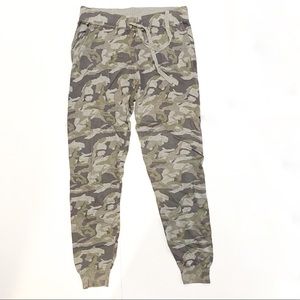 MONROW Camo Sweater Joggers NWOT